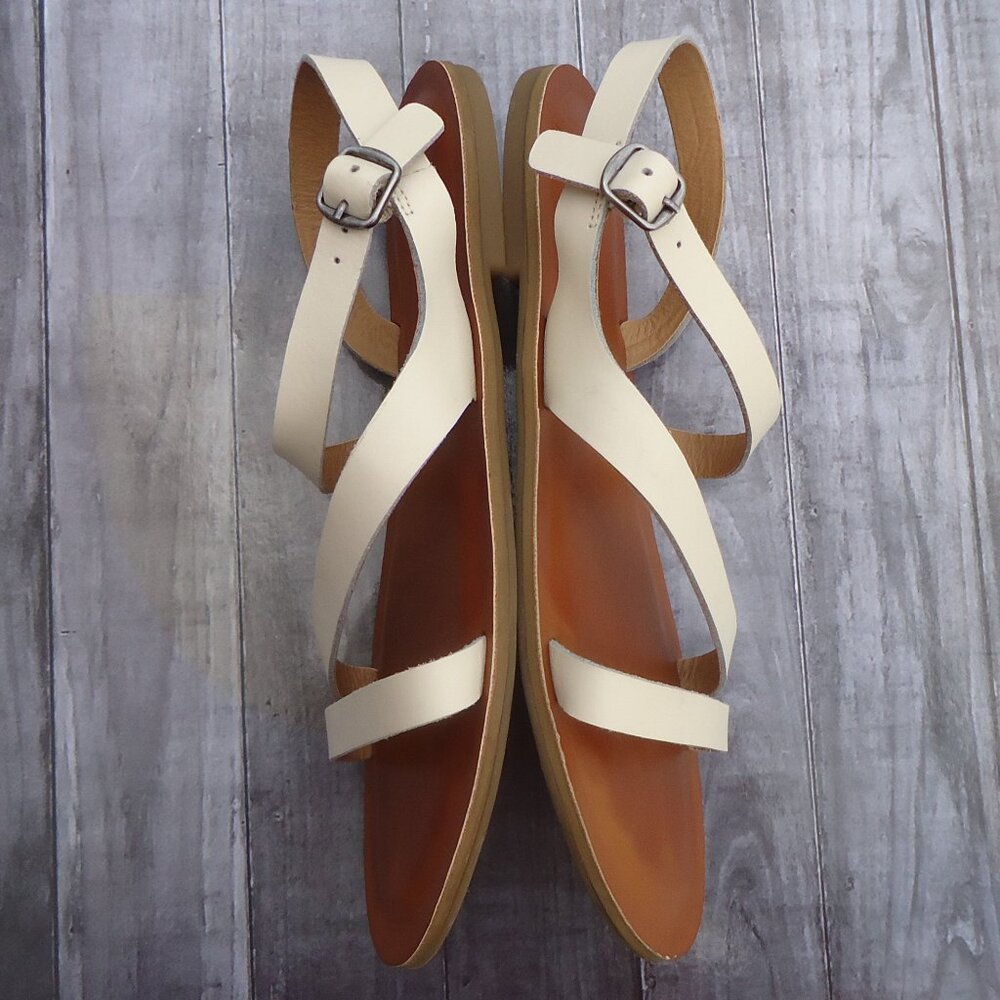 SIZE 8. LUCKY BRAND leather strappy sandals. - Picture 11 of 16